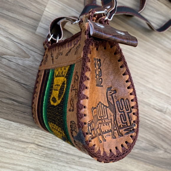 Peruvian Tribal Print Leather Purse pocketbook manta hand tooled Handmade Peru - Picture 5 of 7